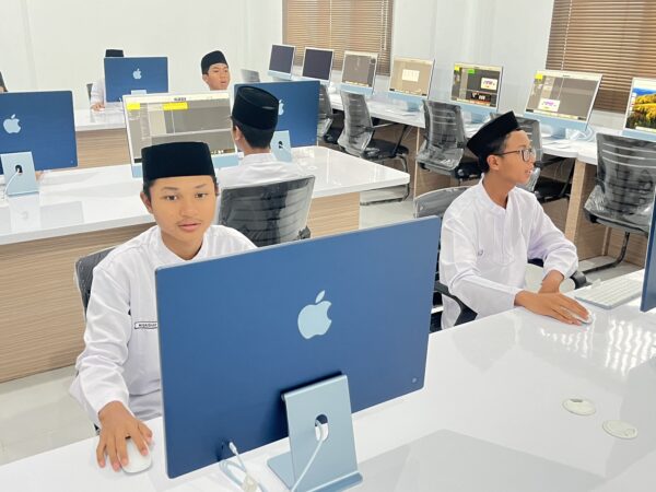 Lab Studio Apple Imac