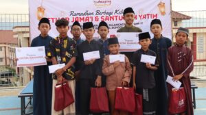 Buka Bersama dan Santunan yatim 
